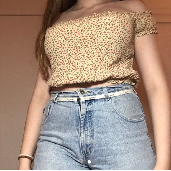 Off The Shoulder Floral Crop Top - Picture 2 of 2